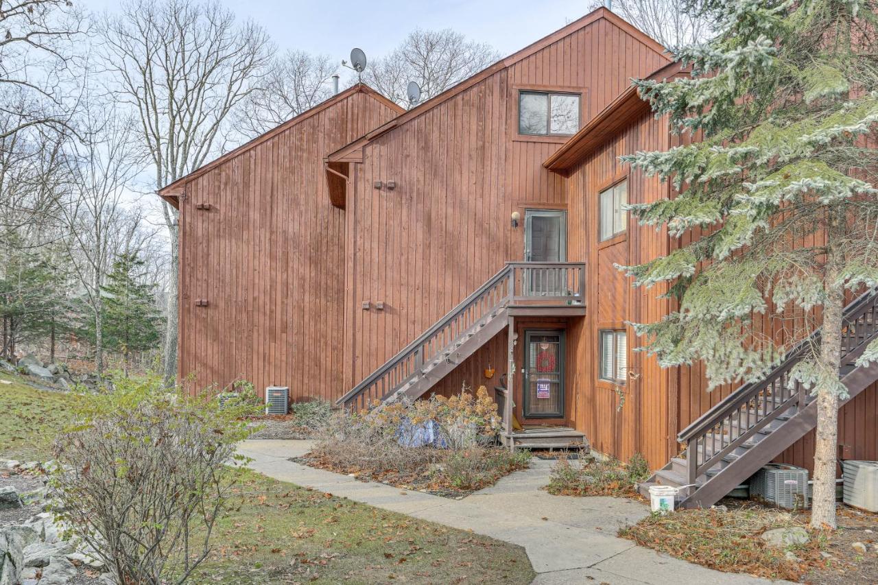 Vernon Township Condo With Balcony Near Ski Lifts! Εξωτερικό φωτογραφία