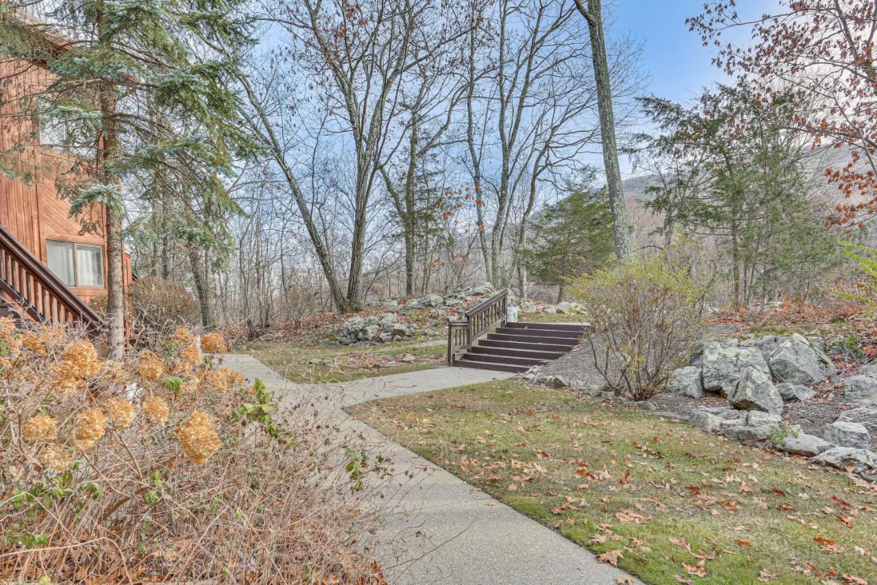 Vernon Township Condo With Balcony Near Ski Lifts! Εξωτερικό φωτογραφία